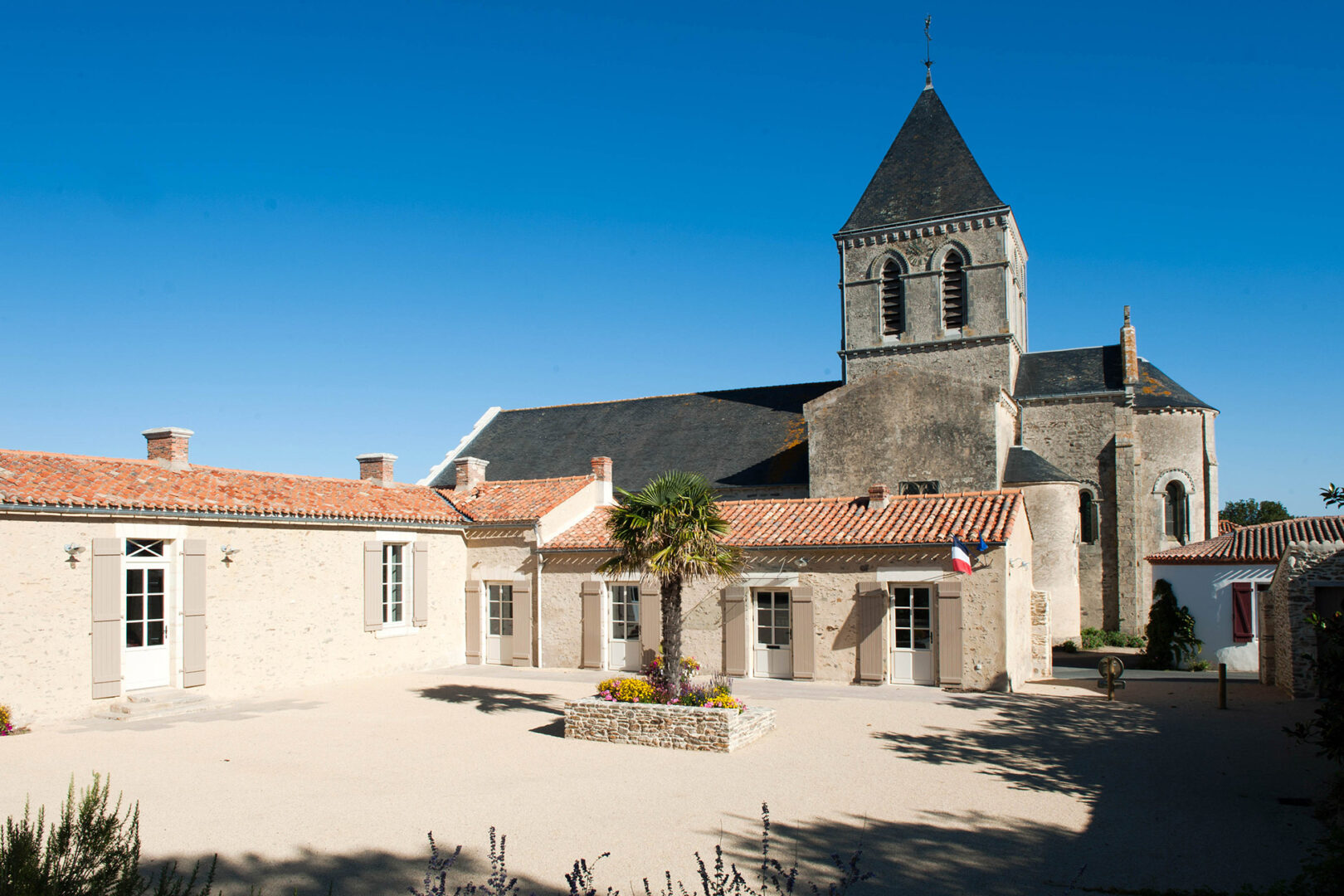 Mairie LaChaize re LR